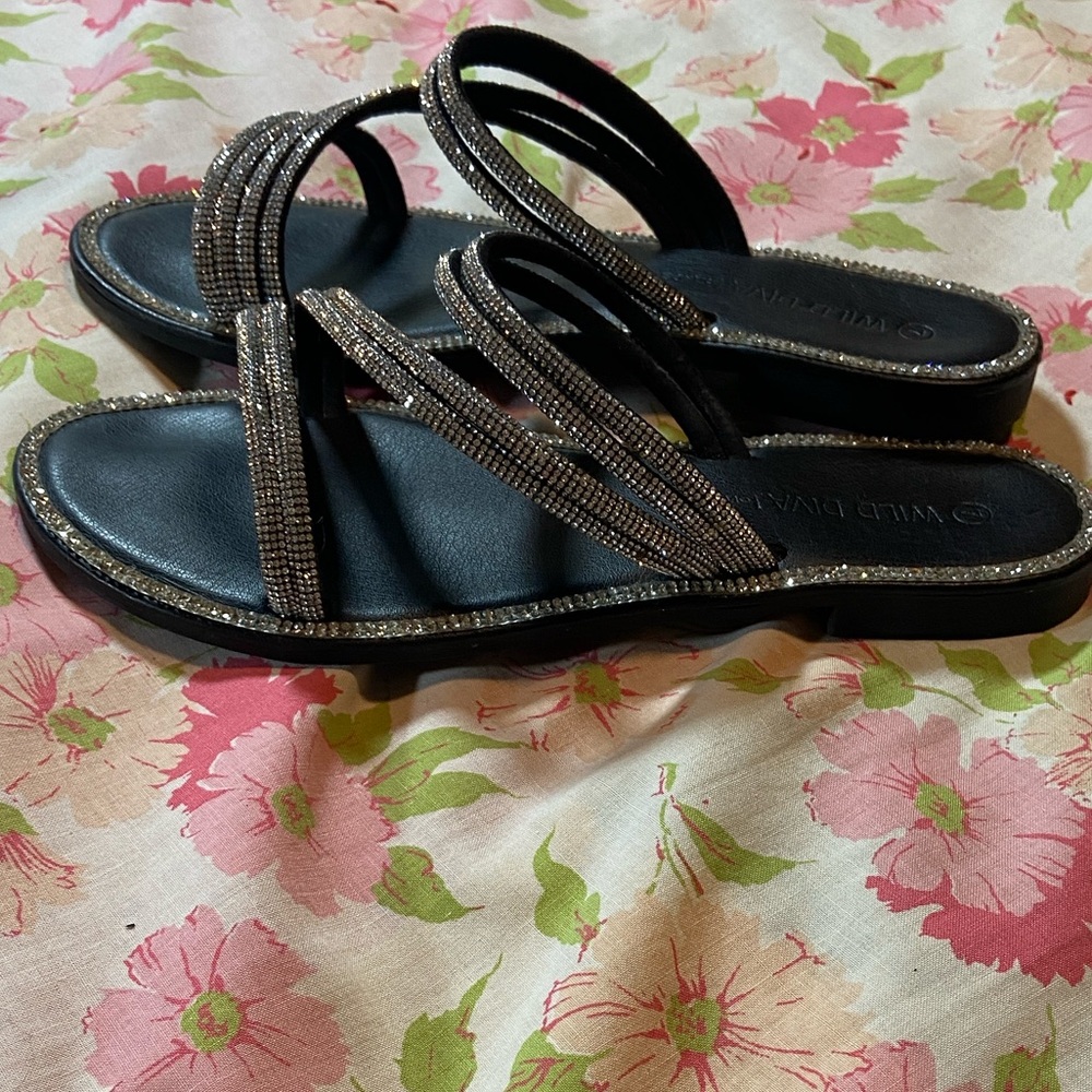 Women’s Flats by Wilddiva Brand.  GUC!
